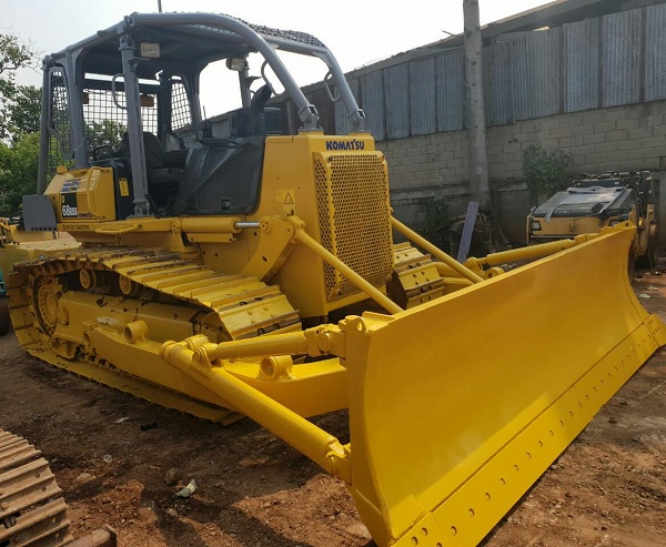 Bulldozer Komatsu D70 LE-8 7