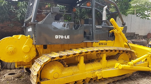 Bulldozer Komatsu D70 LE-8 8