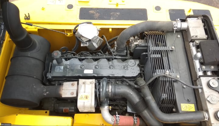 PC200-3
