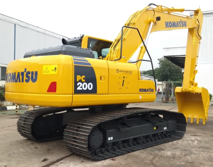 PC200-9